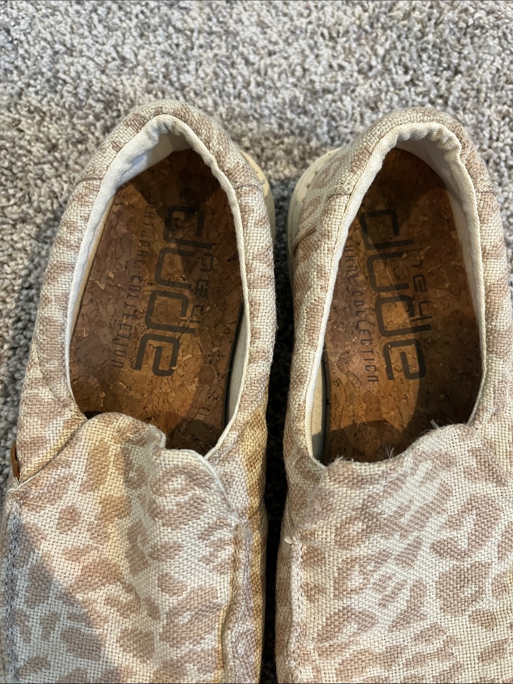 Hey Dude Women's Slip-On Loafers in Beige Leopard Print - Picture 2 of 9